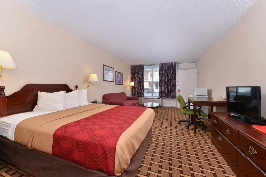Econo Lodge Carlisle Kültér fotó